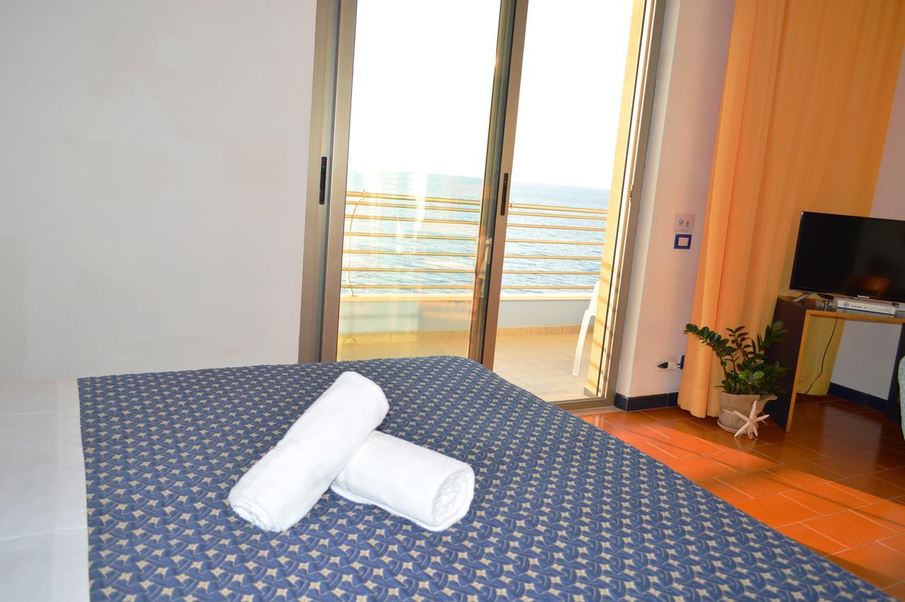 Capo Nettuno Hotel Капо-д'Орландо Экстерьер фото